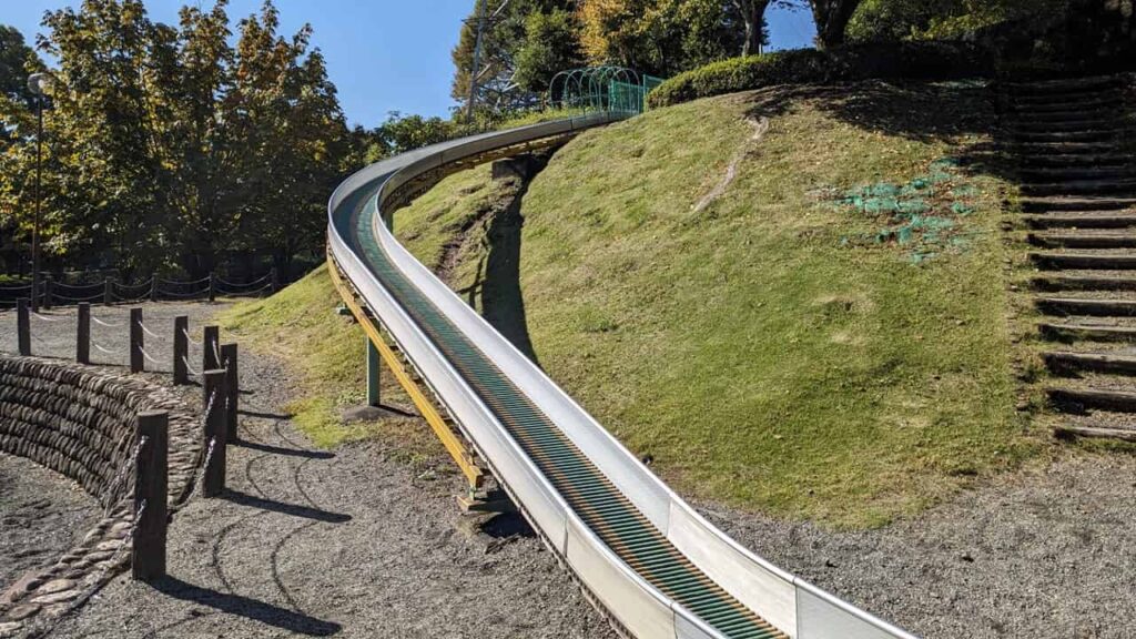 原田公園のすべり台