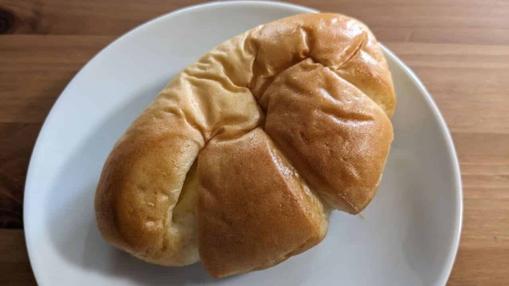 ホロホロのクリームパン