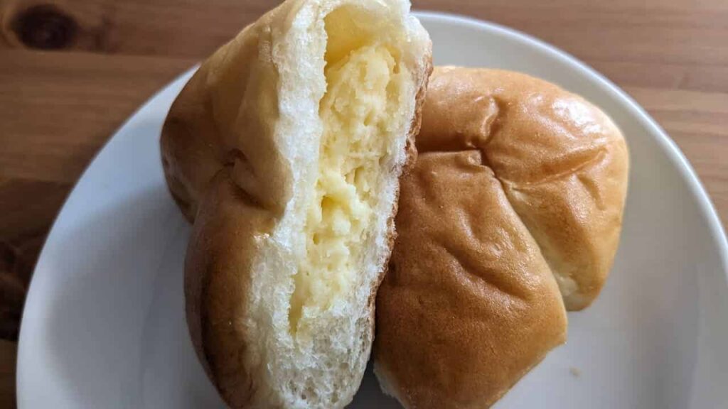 ホロホロのクリームパンの中身