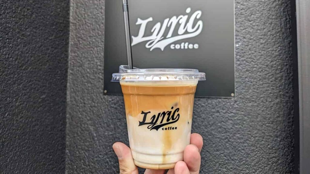 『Lyric Coffee』カフェラテ・テイクアウト