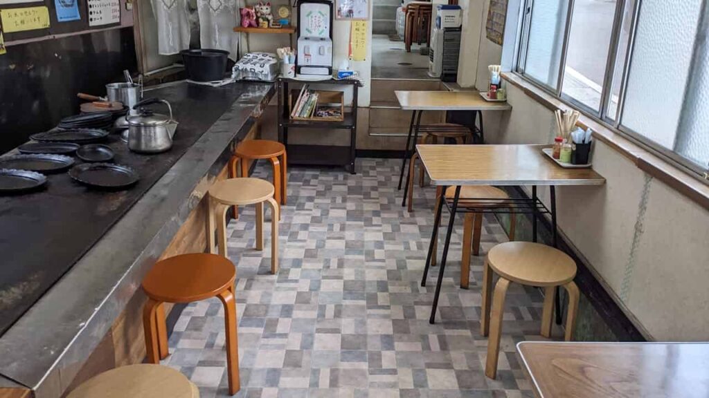 『大阪屋』の店内