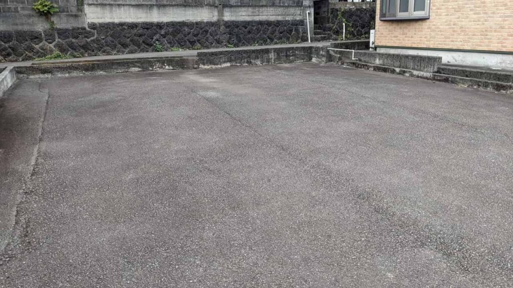 『大阪屋』駐車場