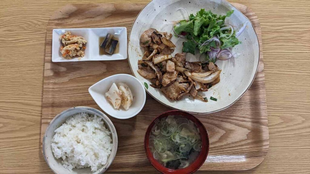 『まとや』焼肉定食