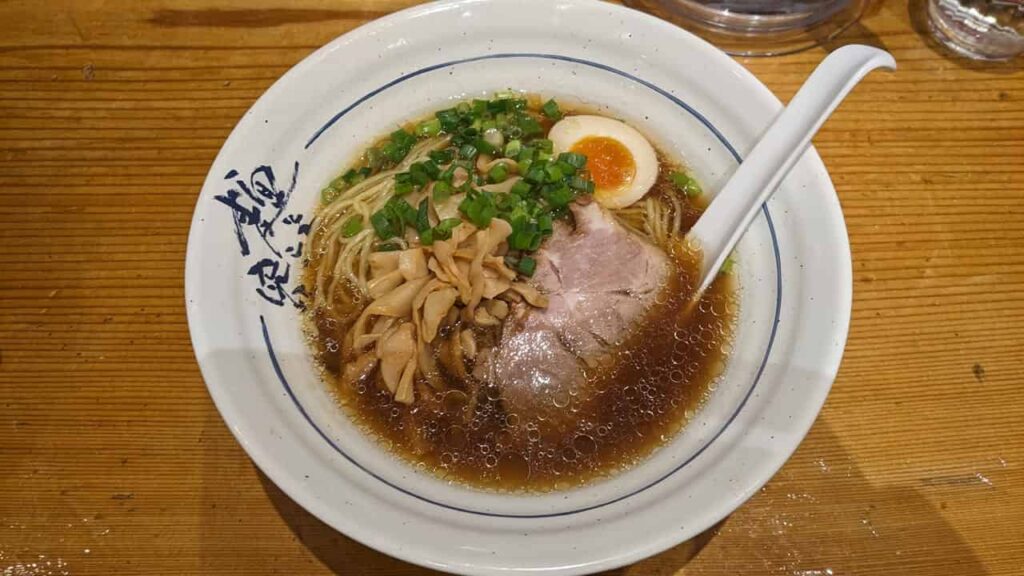 横濱家・中華そば