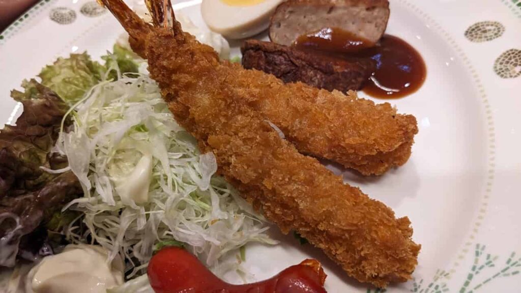 『健康ダイニング 茶華』