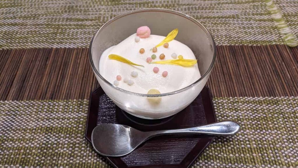 『健康ダイニング 茶華』
