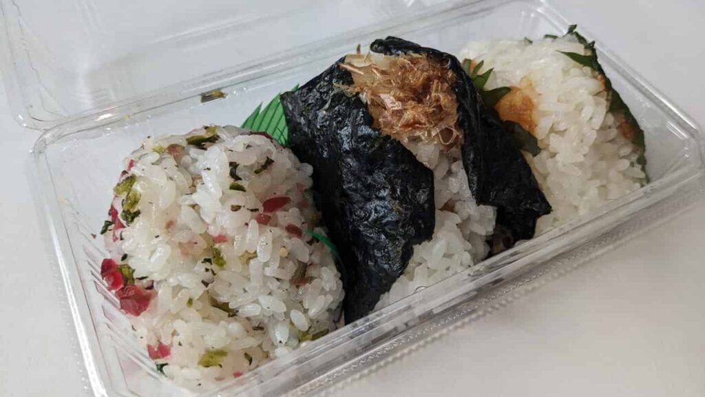 『まいまい亭』おむすび