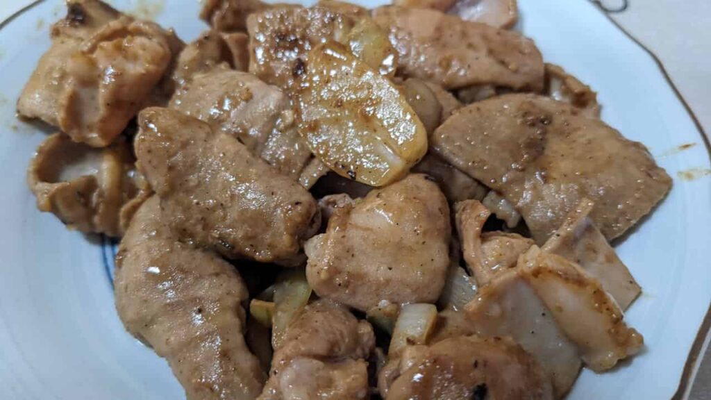 お好み食堂伊東・もつ煮込み