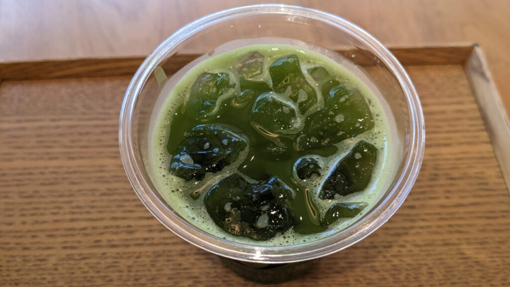 富士山抹茶カフェ『Matcha EmiNence』富士山抹茶マンゴーソーダ