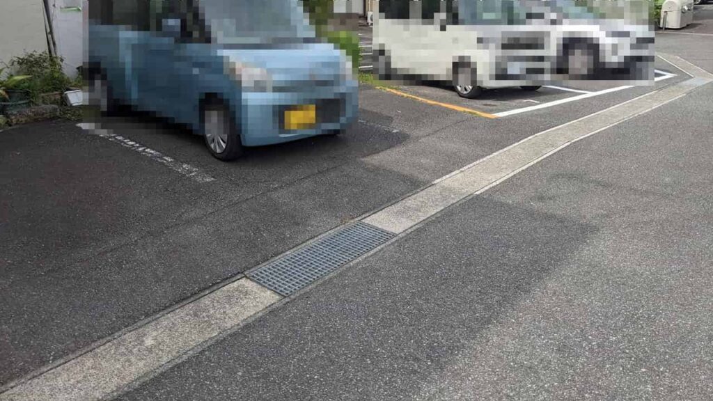 水しま・駐車場