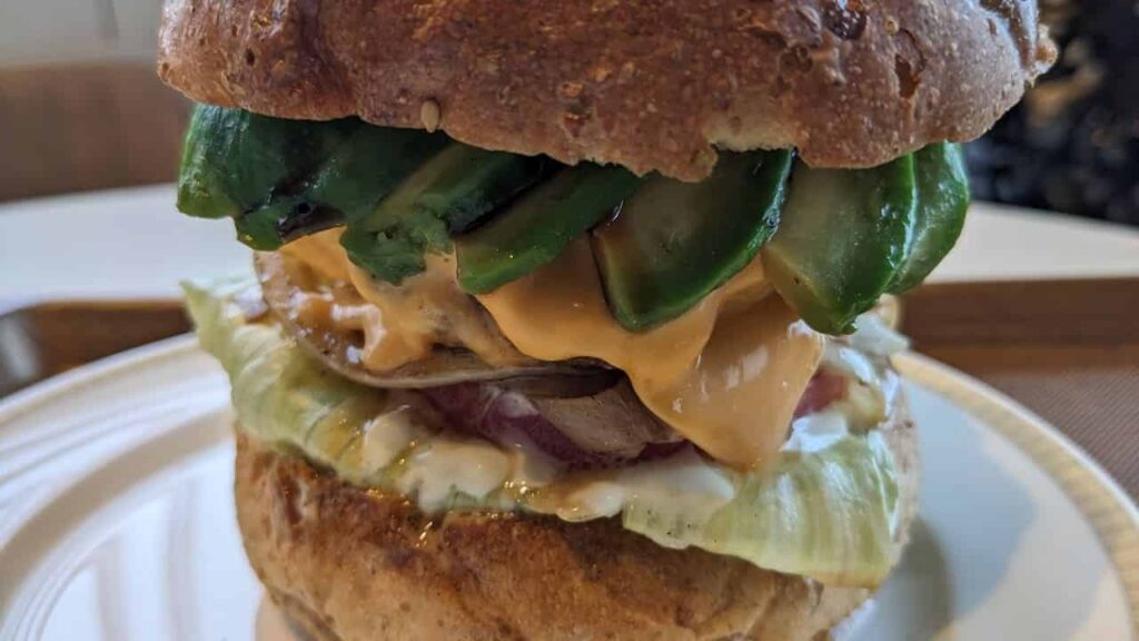 『The Rich Burger』アボカドチーズバーガーの具材