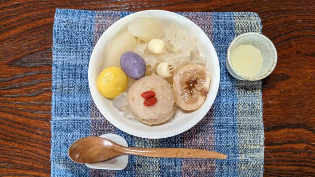 『あんみつ わたなべ』の季節のあんみつ