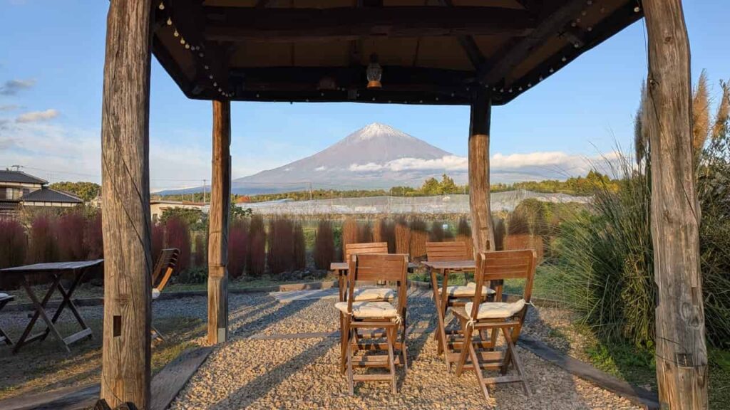 MONT SAINT FUJI（モンサンフジ）のテラス席