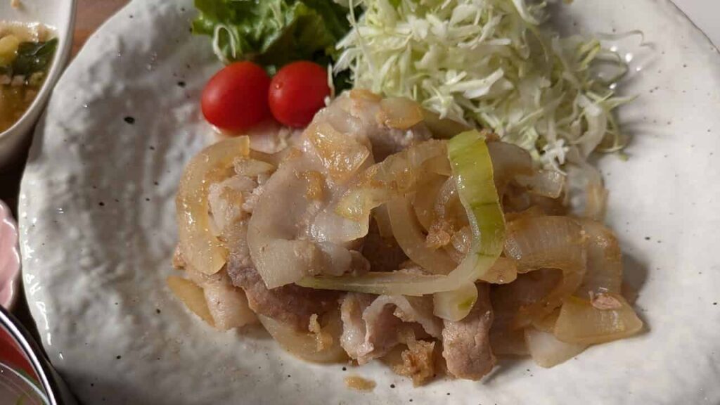 『セブン・セイル』豚のしょうが焼き定食