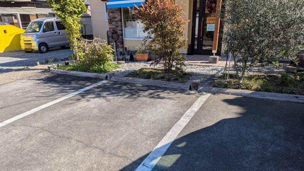 HEIGH HO(ハイ・ホー)の駐車場