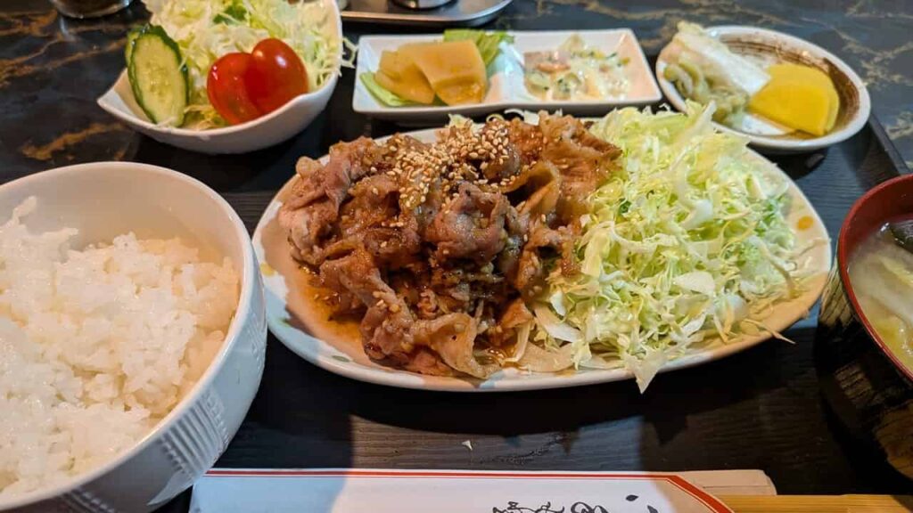 スナック 尚賛(なおさん)富士宮市富士見ヶ丘