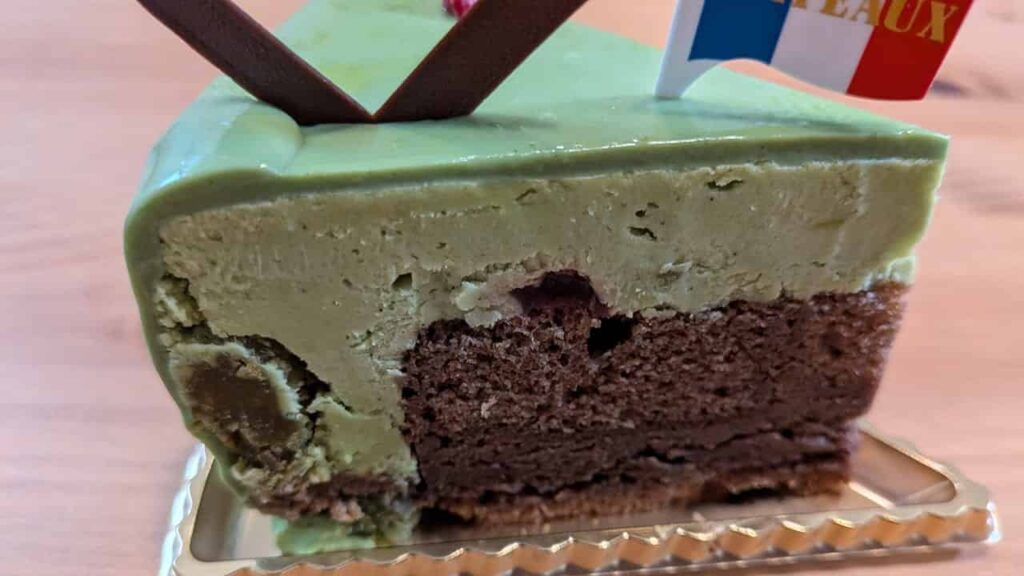 ダンデライオンのケーキ