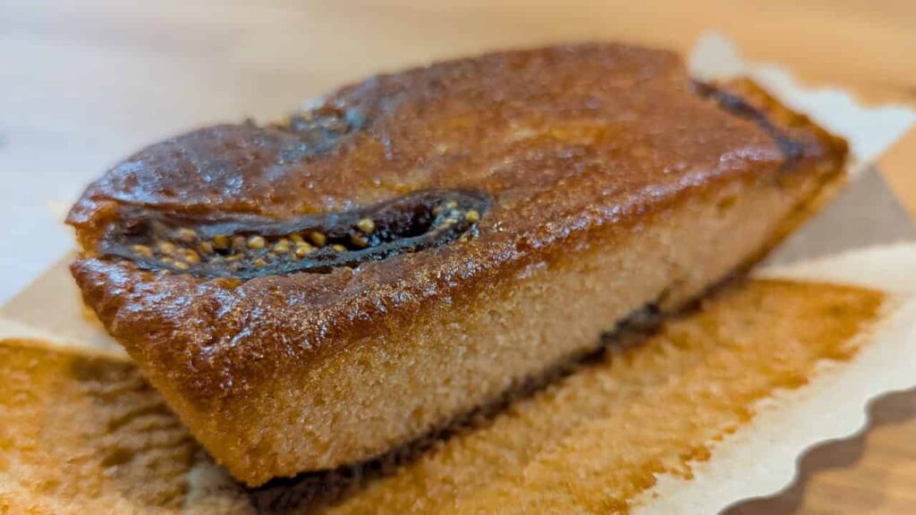 ダンデライオンのパウンドケーキ