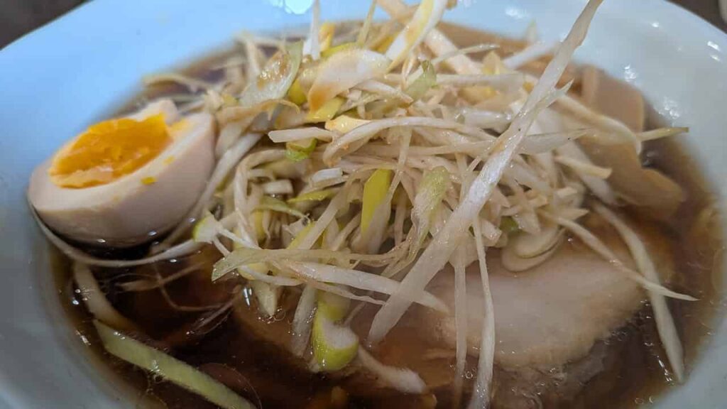 西屋・しょうゆネギラーメン