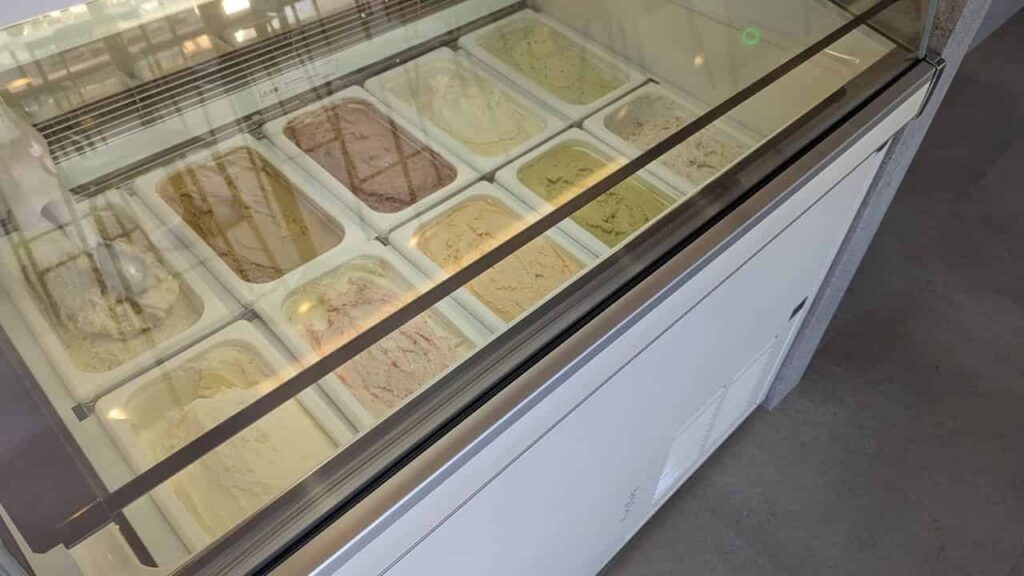 『glow』富士宮市北町