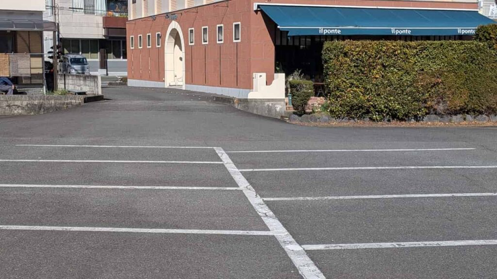 イルポンテの駐車場