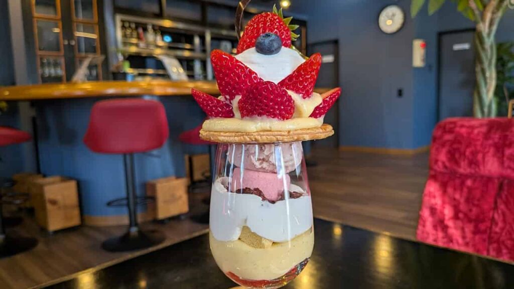 マクレガーのいちごパフェ