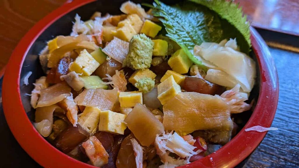 海鮮物たっぷりの美月丼