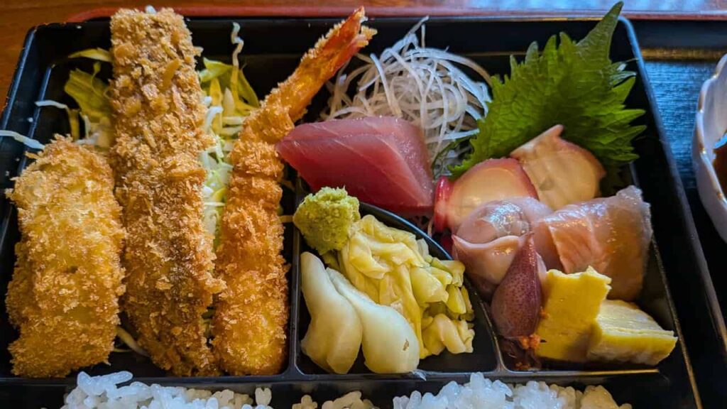 ボリューム満点の美月弁当