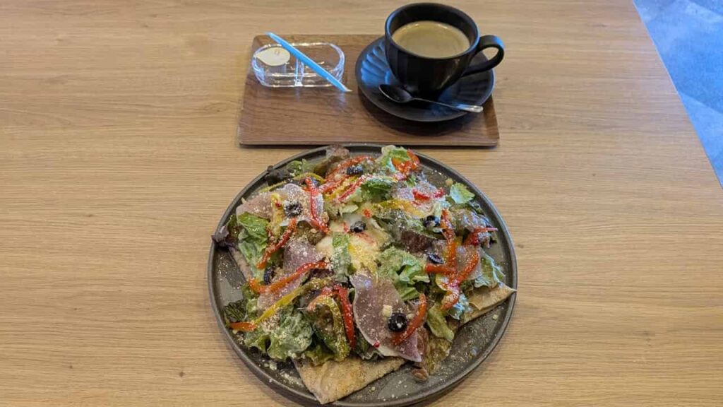 『和カフェ志ほ川』そば粉100%のガレット