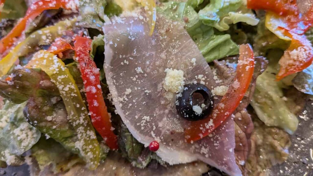 『和カフェ志ほ川』のガレットの生ハム