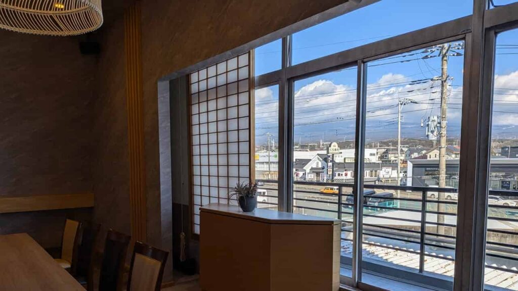 『和カフェ志ほ川』天気の良い日には富士山が見える