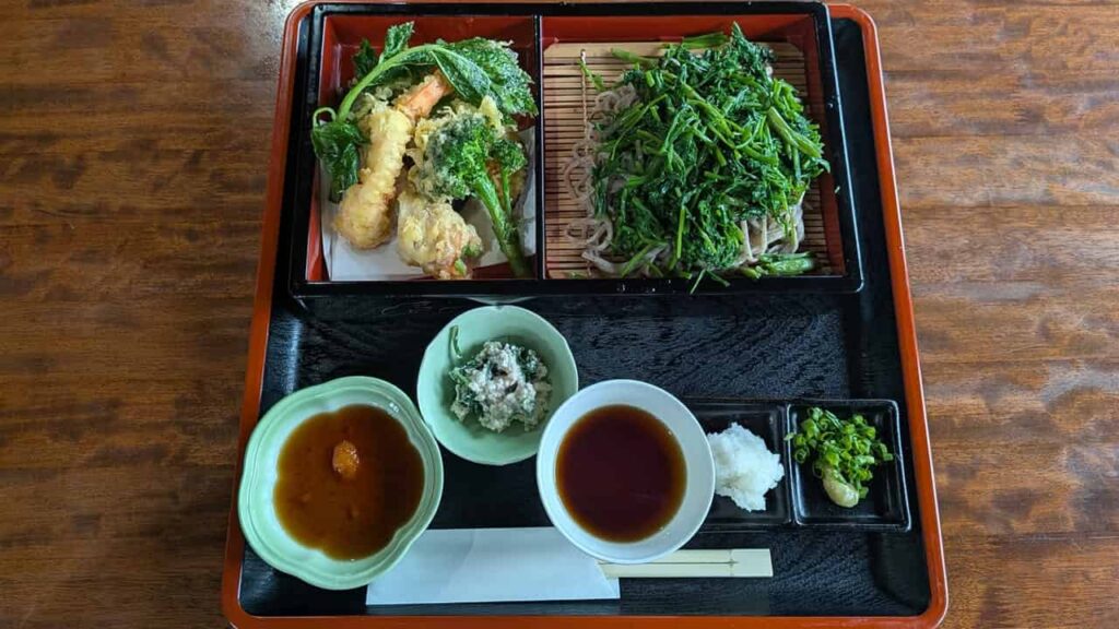せりそばと天ぷら