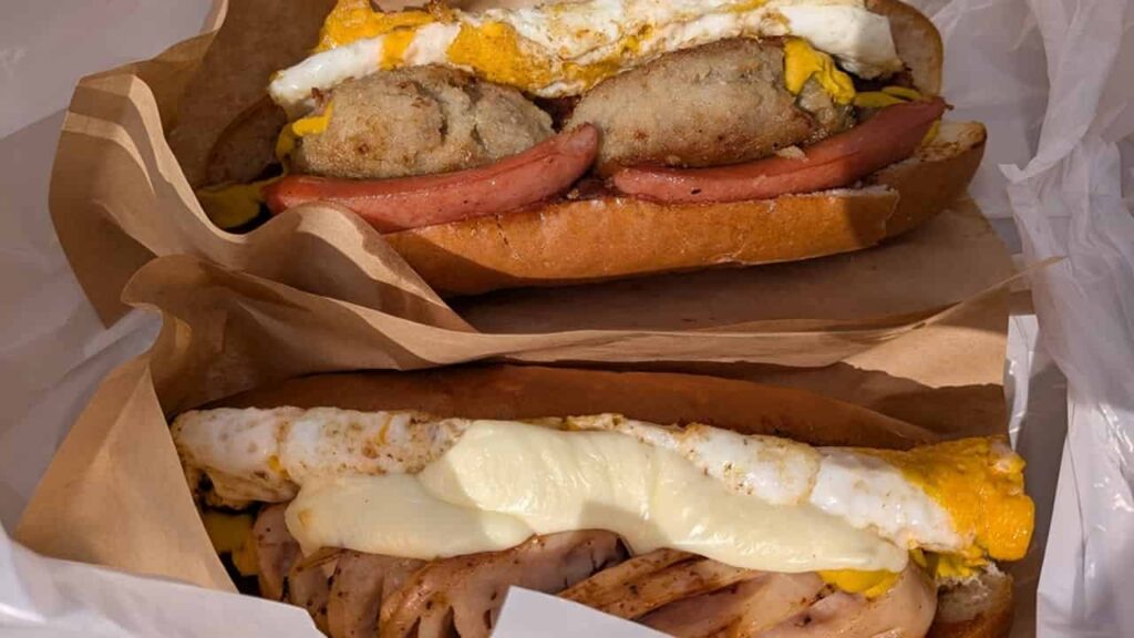 ボリューミーな今屋のハンバーガー