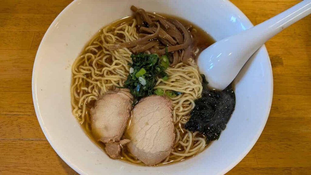 漢風のしょうゆラーメン
