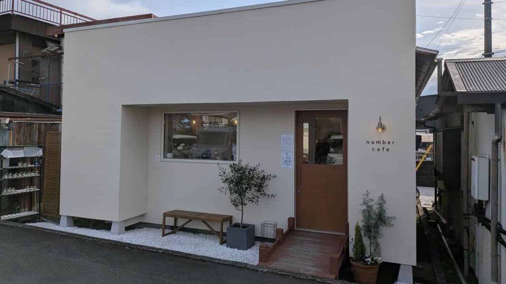 『number cafe』の店舗外観