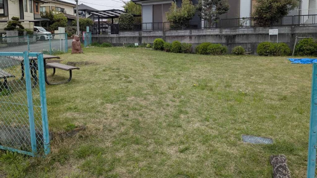 万野ゴリラ公園の様子