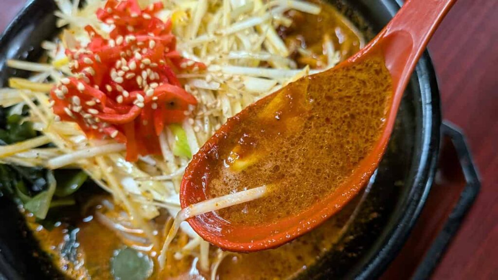 味噌ネギラーメンのスープ