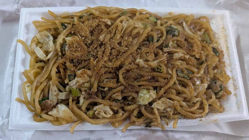 お持ち帰りしたうめづの焼きそば