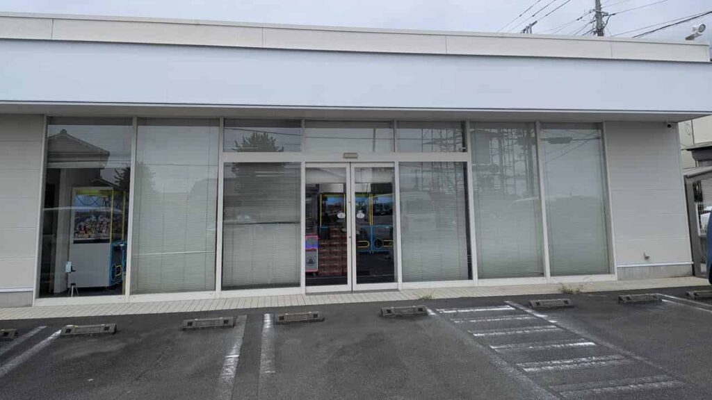 『CRANE TOWN』の店舗外観