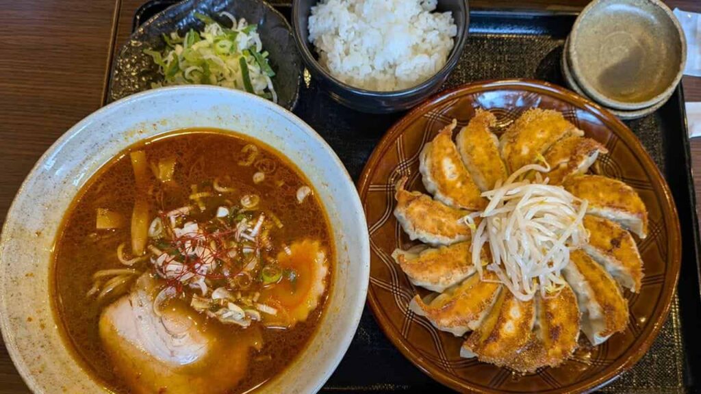 五味八珍のセットメニュー