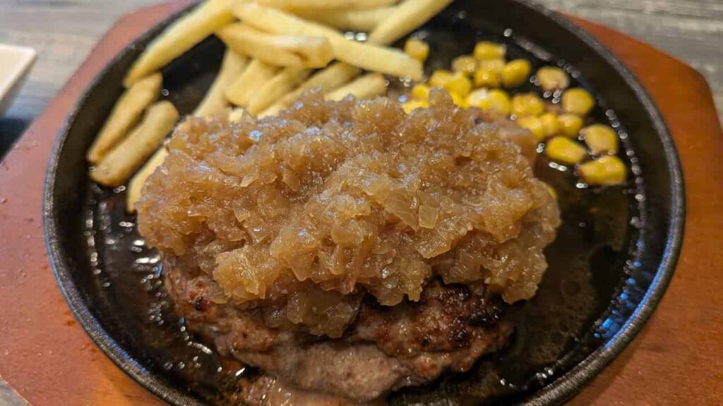 オニオンソースののハンバーグ