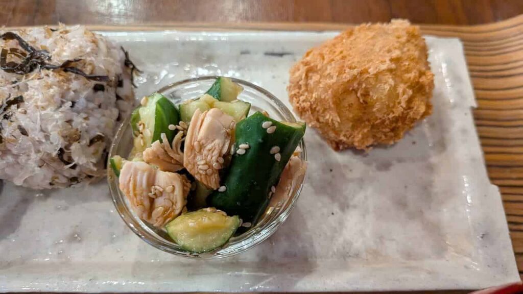 手作りおにぎりのお惣菜