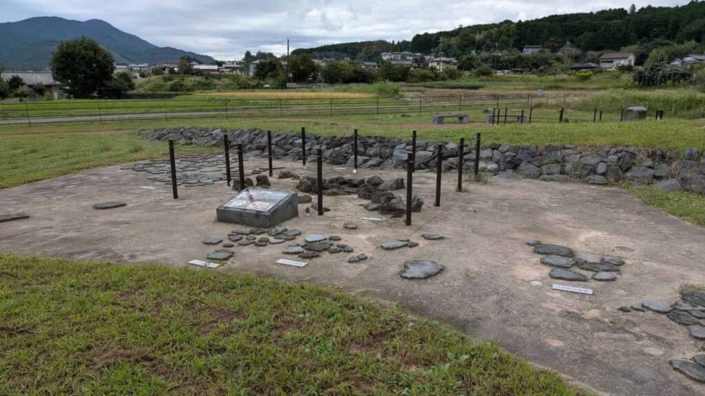 『大鹿窪遺跡（富士山縄文の里大鹿館）』